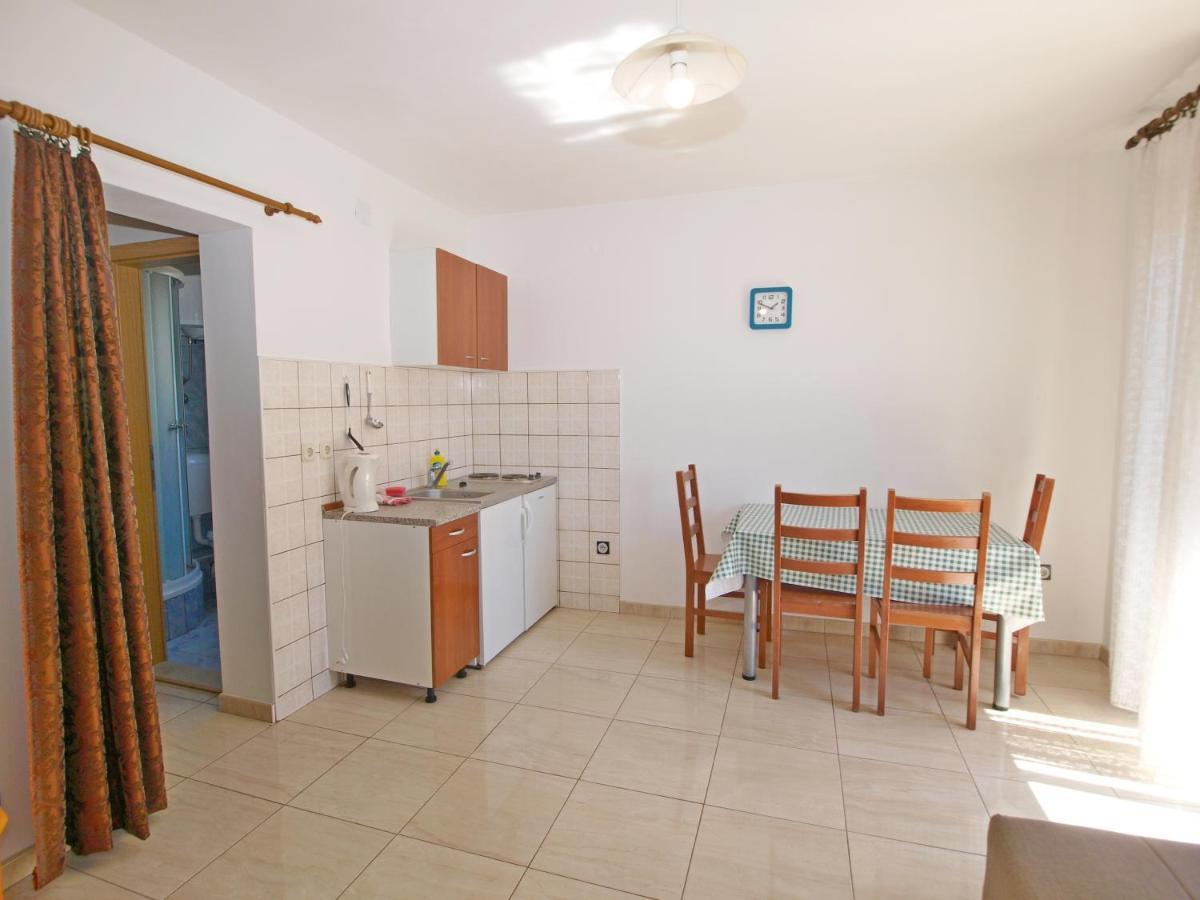 Apartmani Korljan กราดัซ ภายนอก รูปภาพ