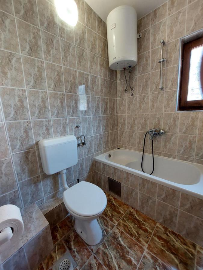 Apartmani Korljan กราดัซ ภายนอก รูปภาพ