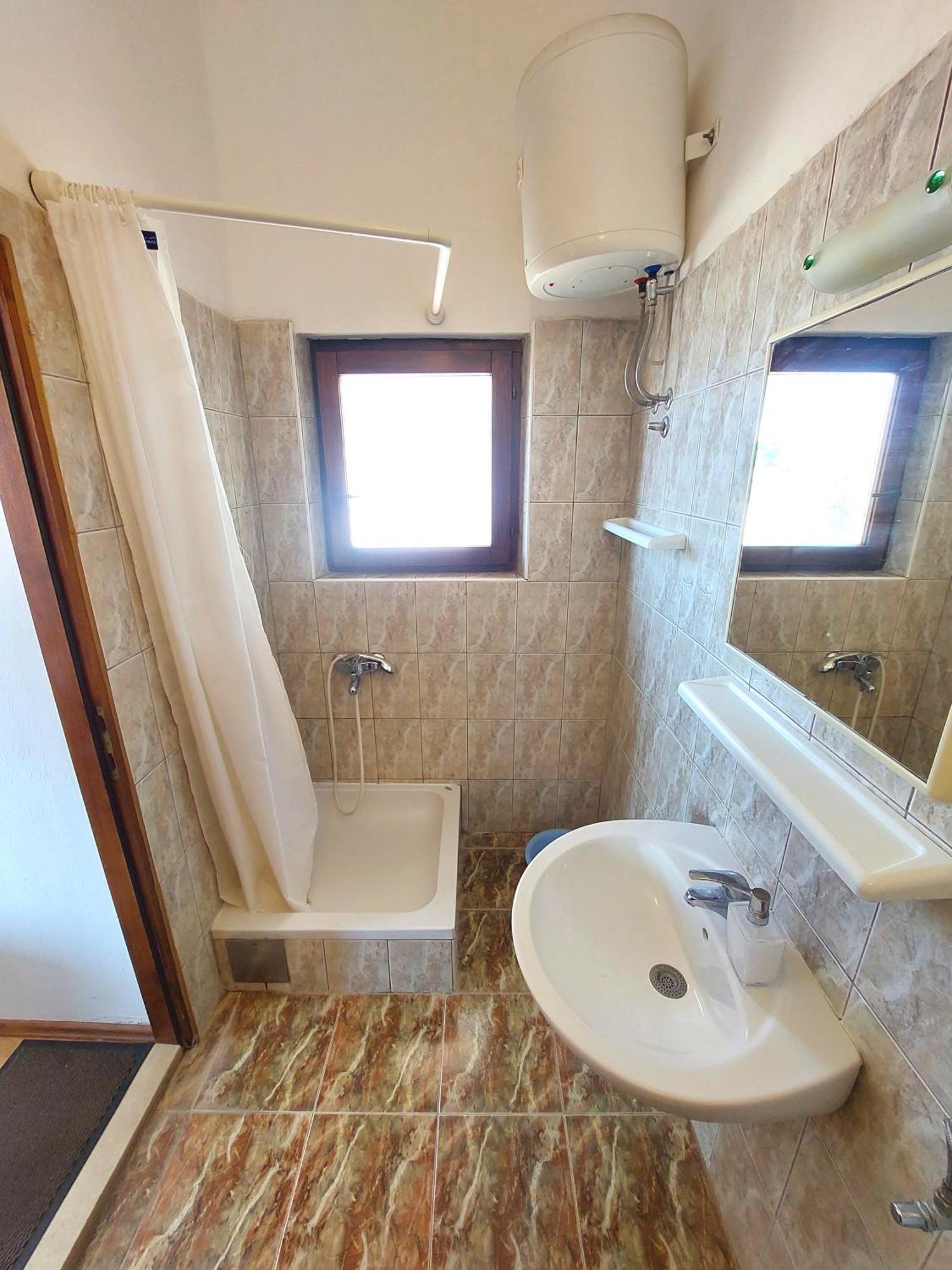 Apartmani Korljan กราดัซ ภายนอก รูปภาพ